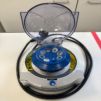 VWR Mini Star Silverline Mini Centrifuge image 2